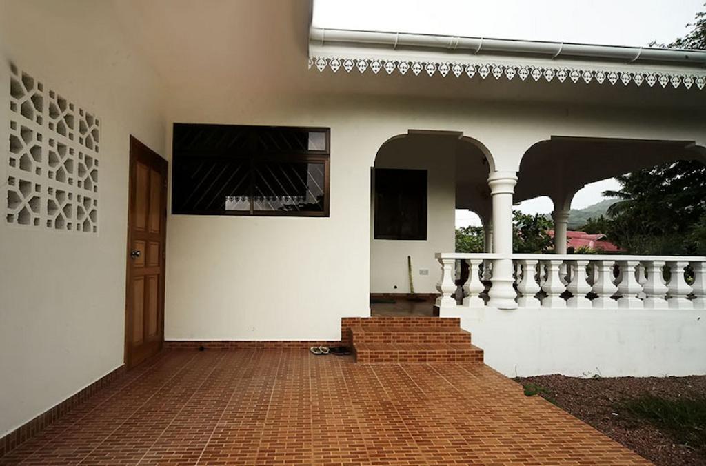 Coco Bay Villa Baie Sainte Anne Exterior photo