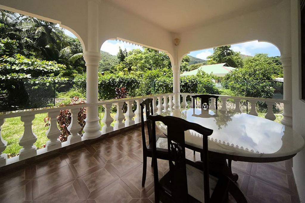 Coco Bay Villa Baie Sainte Anne Exterior photo