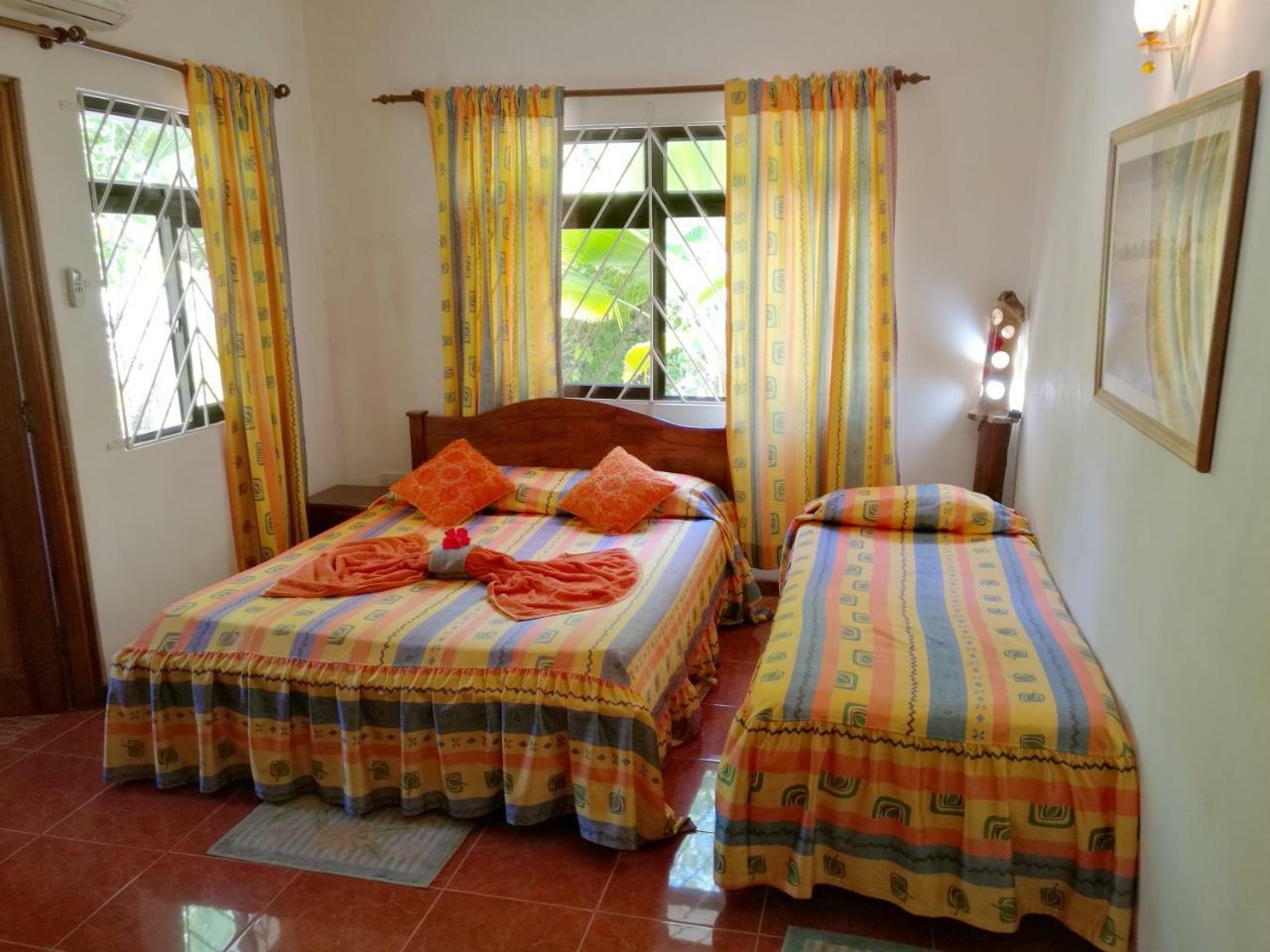 Coco Bay Villa Baie Sainte Anne Exterior photo
